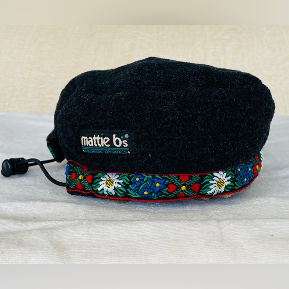 maddie b. Accessories - Wool Cap with Swiss Ribbon Trim